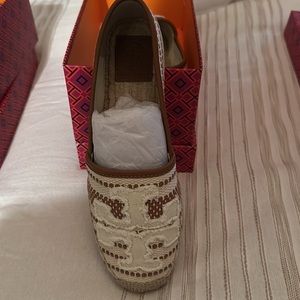 Tory Burch shoes. Very comfortable worn once